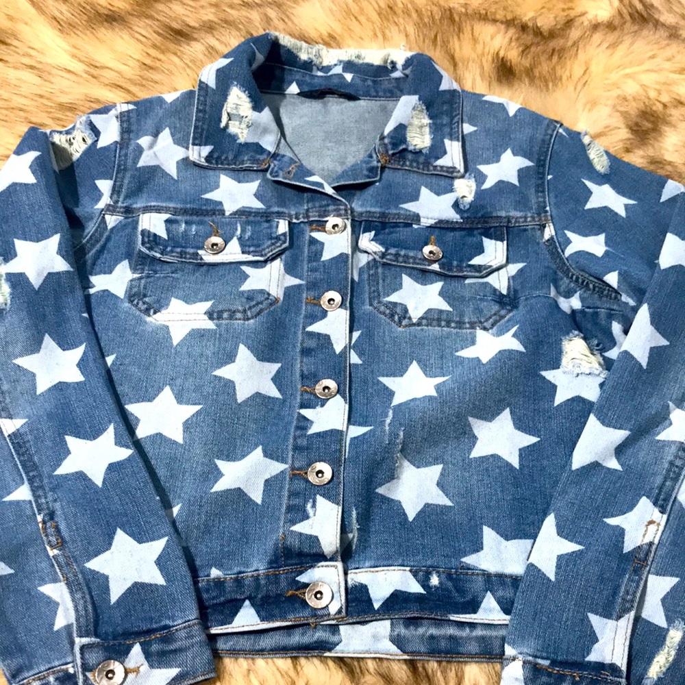 ⭐️Western Star Print Denim Jacket - Picture 2 of 4